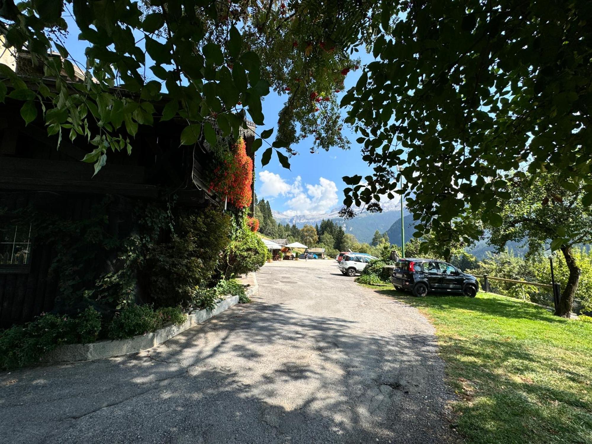 Albergo Ristorante Al Frate Da Streza Madonna Exterior foto